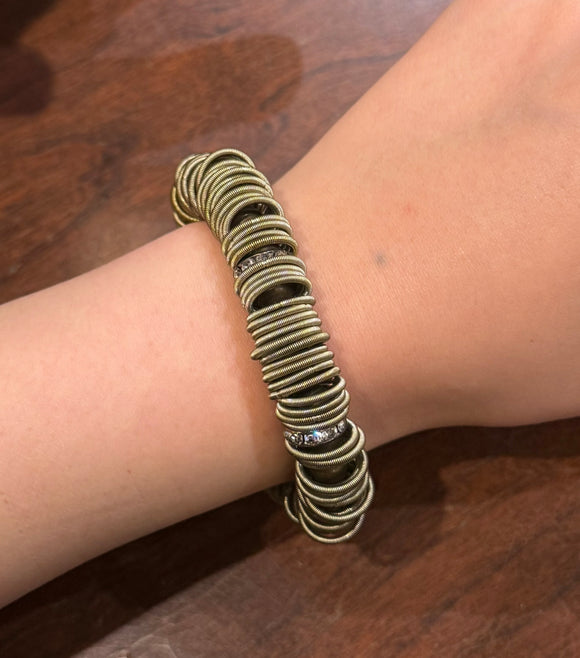 SPRING RING BRACELET