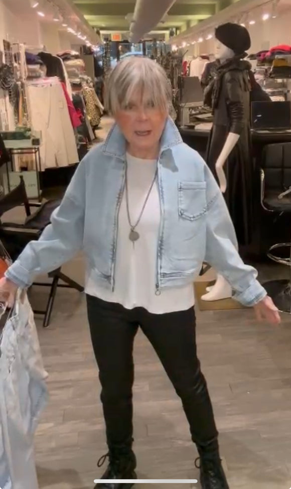 Crop Denim JACKET