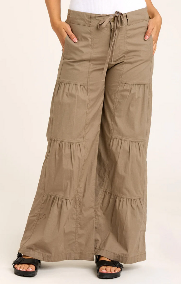 Terraced Wide Leg Pant