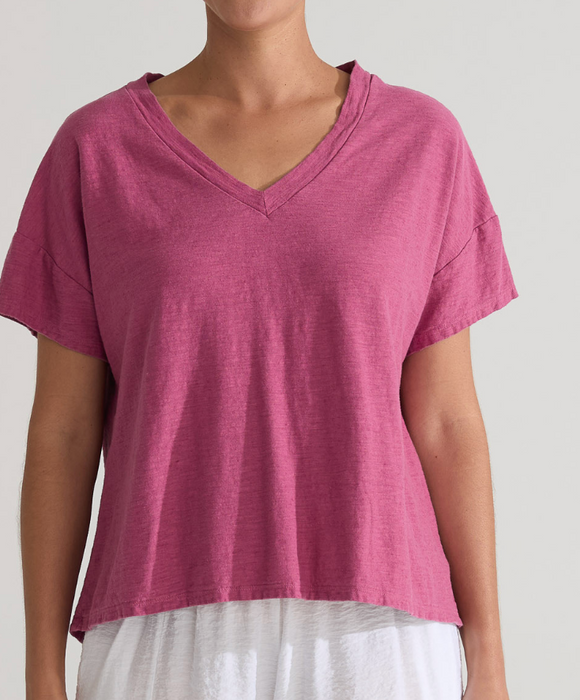 V NECK SS TOP