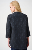 Collarless Text-print Blouse