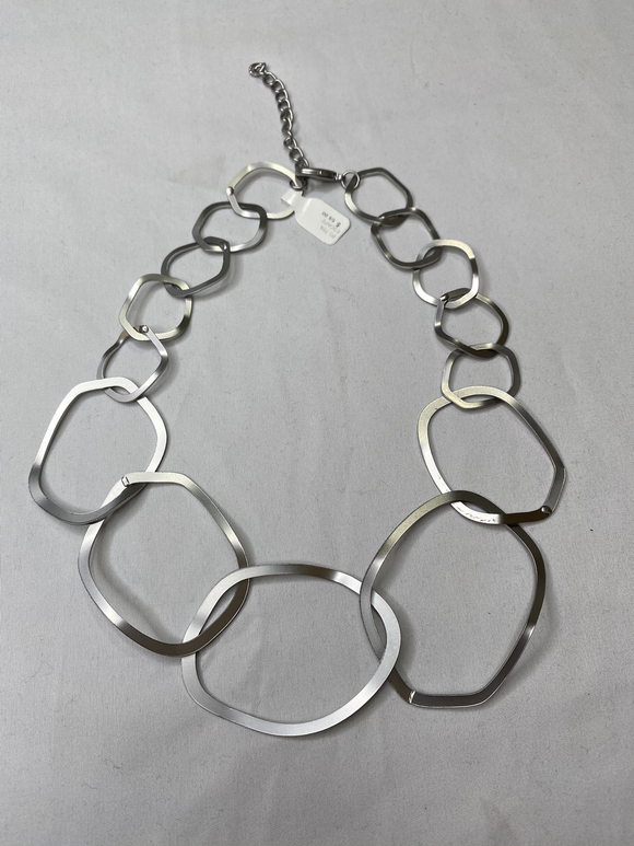 Metal Rings Necklace