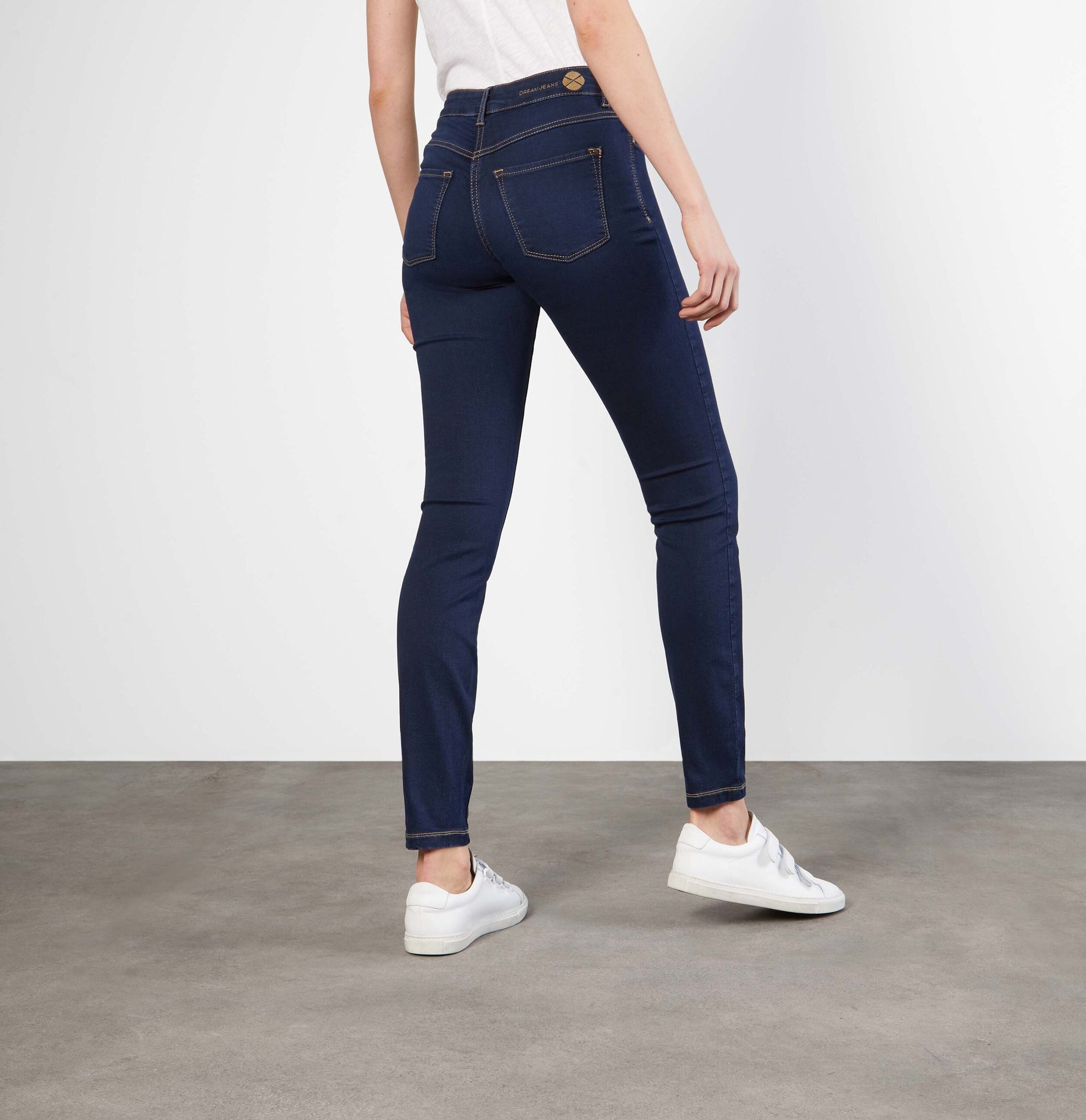 Mac Jeans Dream Skinny with fashionable wash – Seidel Moden - Damenmode für jeden Anlass Mac Jeans Dream Skinny with fashionable wash – Seidel Moden - Damenmode für jeden Anlass