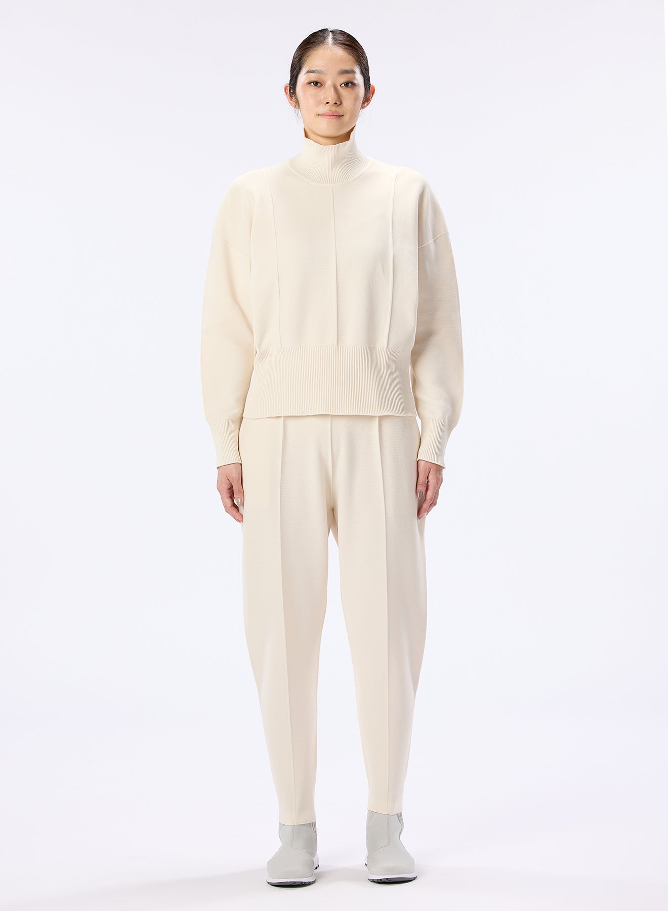 Toast Cashmere Sweater with Pleats